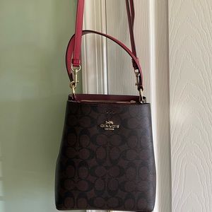 Coach Small Town Bucket Bag in Signature Canvas